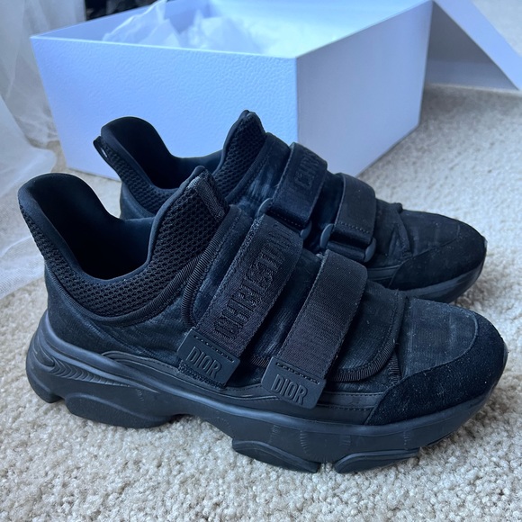 Dior women sneakers - Picture 14 of 14